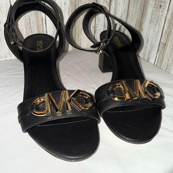 Michael Kors Reed Sandal Black Leather Gold MK Logo Block Heel Size 7.5MNew W